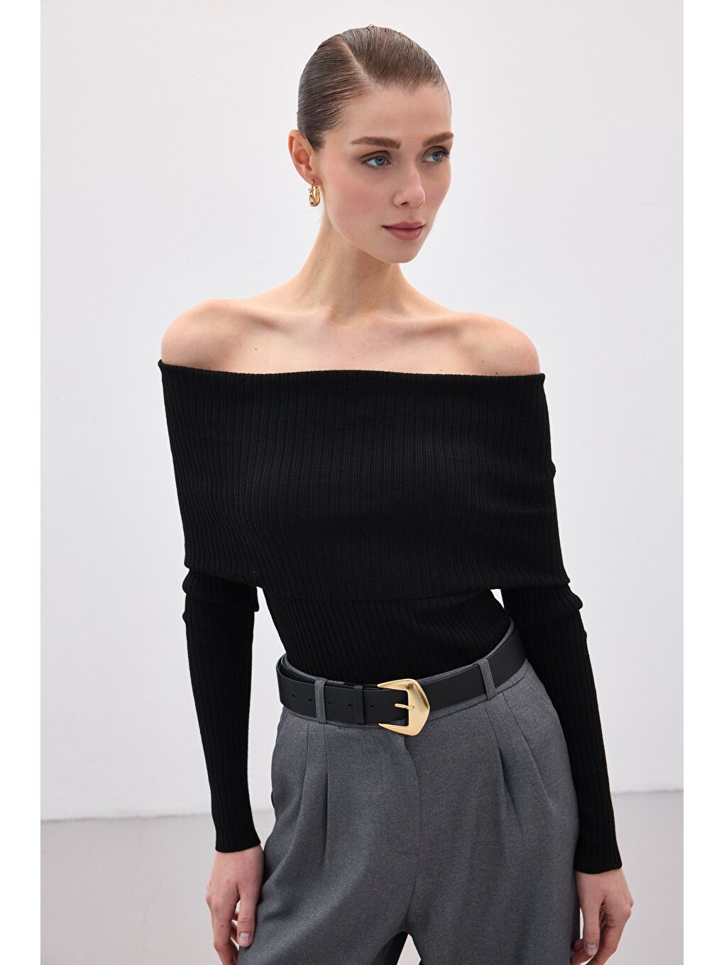 Madonna Yaka Triko - Siyah-1