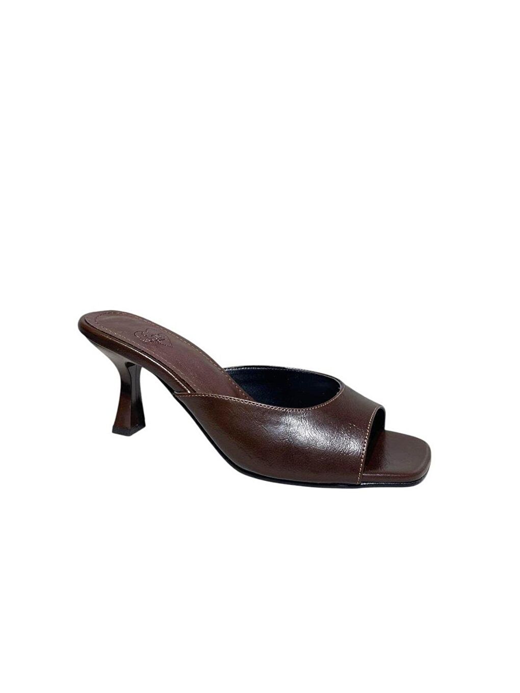 Kahverengi Kadın Topuklu Ayakkabı U654080909-4