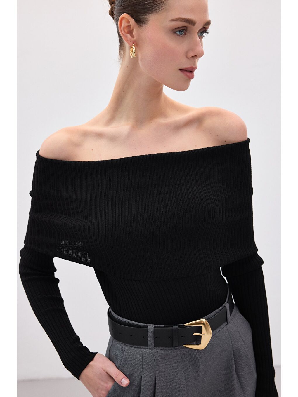 Madonna Yaka Triko - Siyah-6