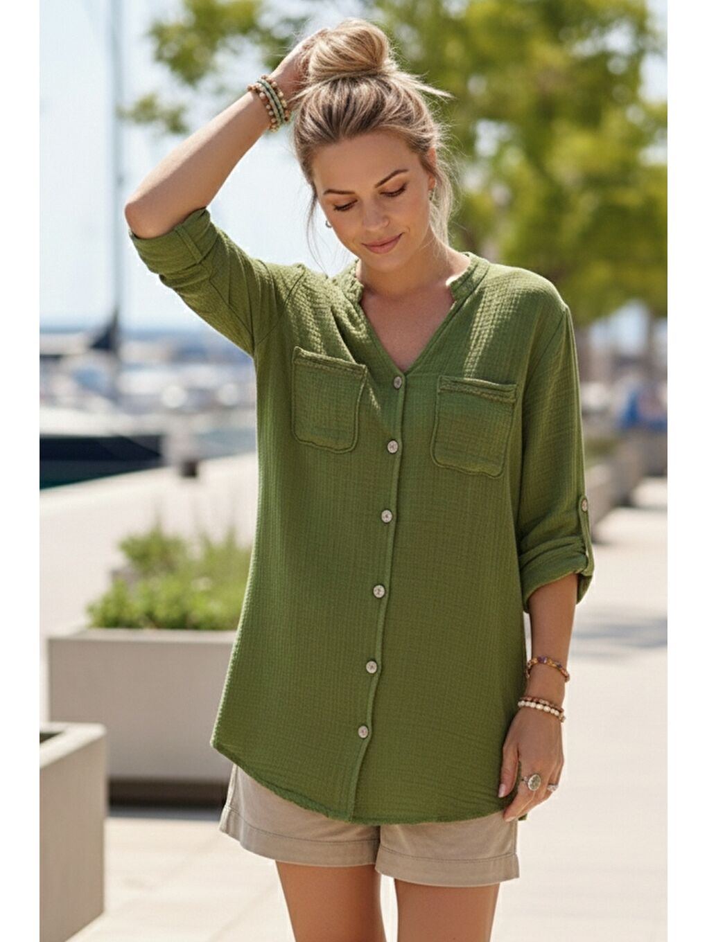Yeşil Hakim Yaka Düğmeli 3/4 Kol Çift Cepli Arkası Fistolu Casual Müslin Salaş Dokuma Gömlek 74 65-3