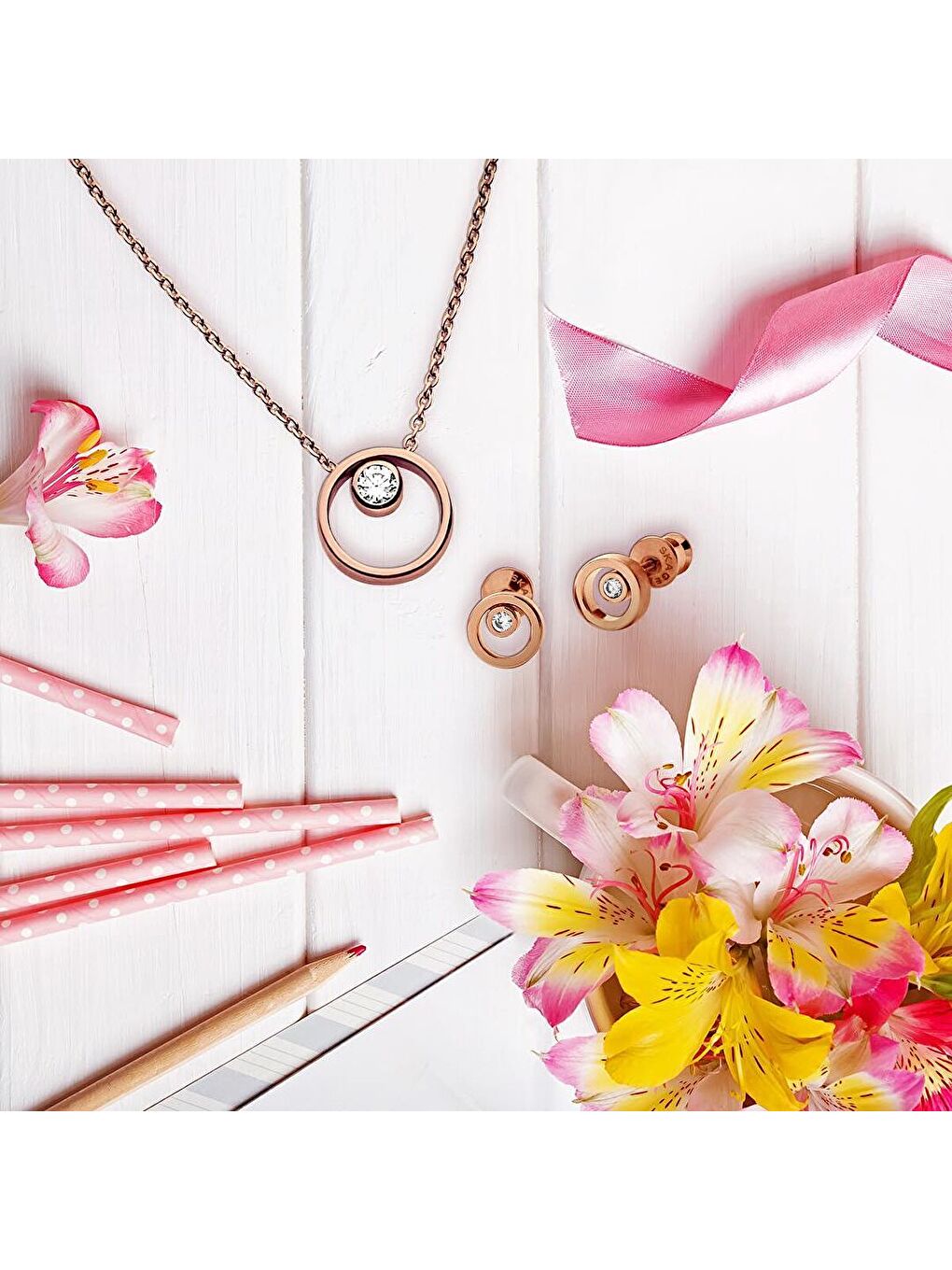 Pembe SKJ0850-791 Kadın Kolye-3