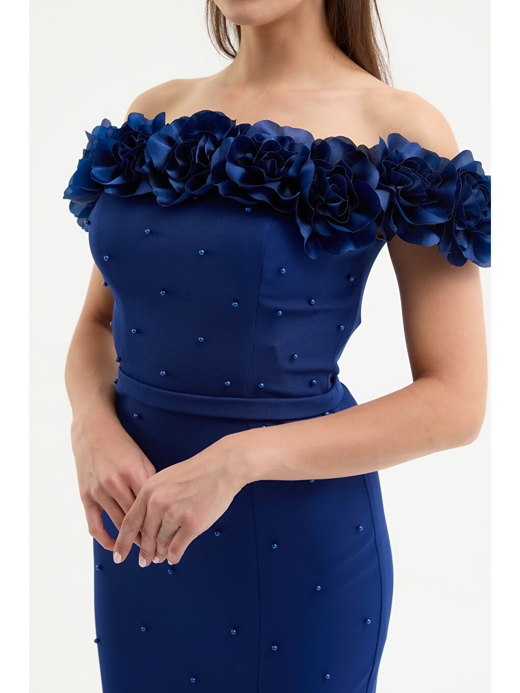 Kadın Lacivert Çiçek Detay Yırtmaçlı Uzun Abiye Elbise-3