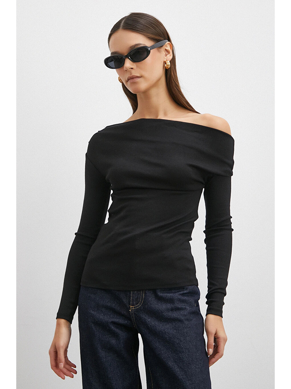 Omuz Pileli Uzun Kol Bluz Siyah-2