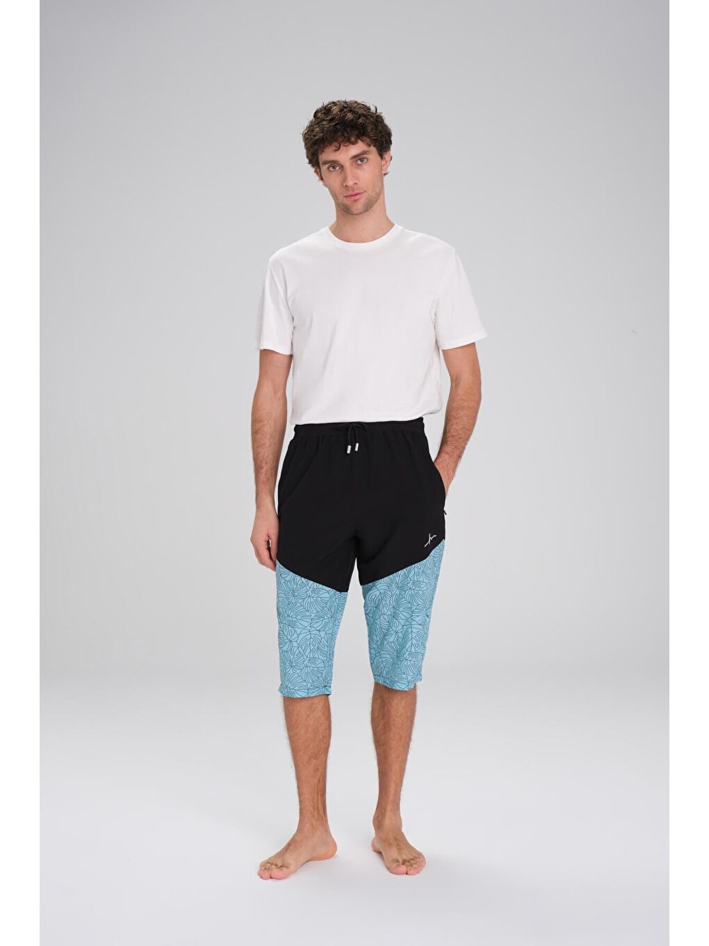 Desenli Siyah Mavi Uzun Erkek Havuz Ve Deniz Şortu 2420-1