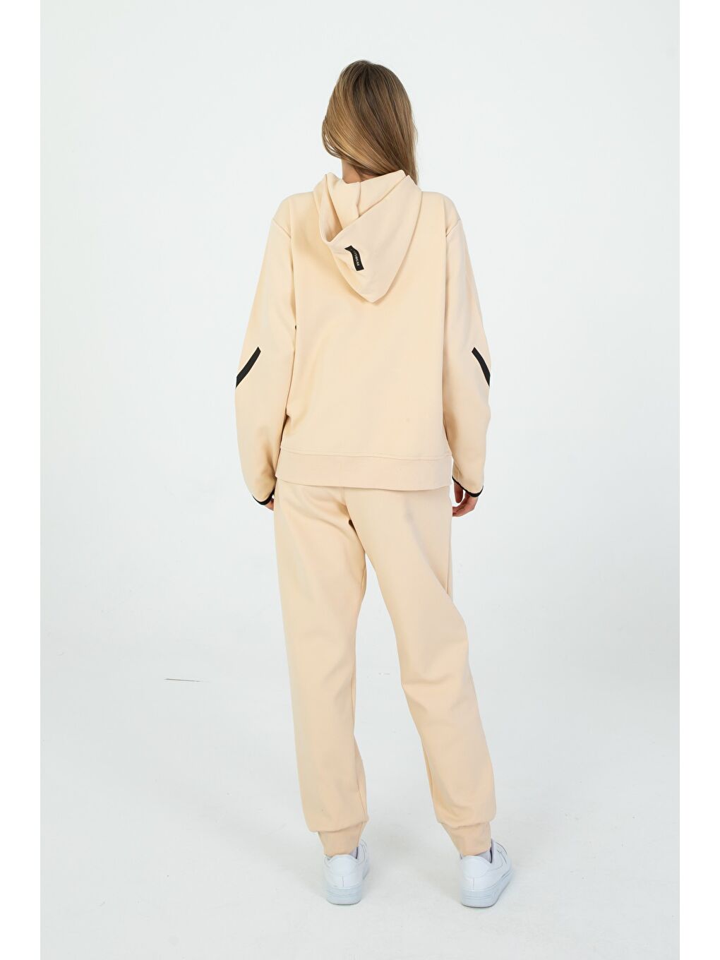 Bej Fermuarlı Çift Cep Detaylı Kapüşonlu Eşofman Takım-3