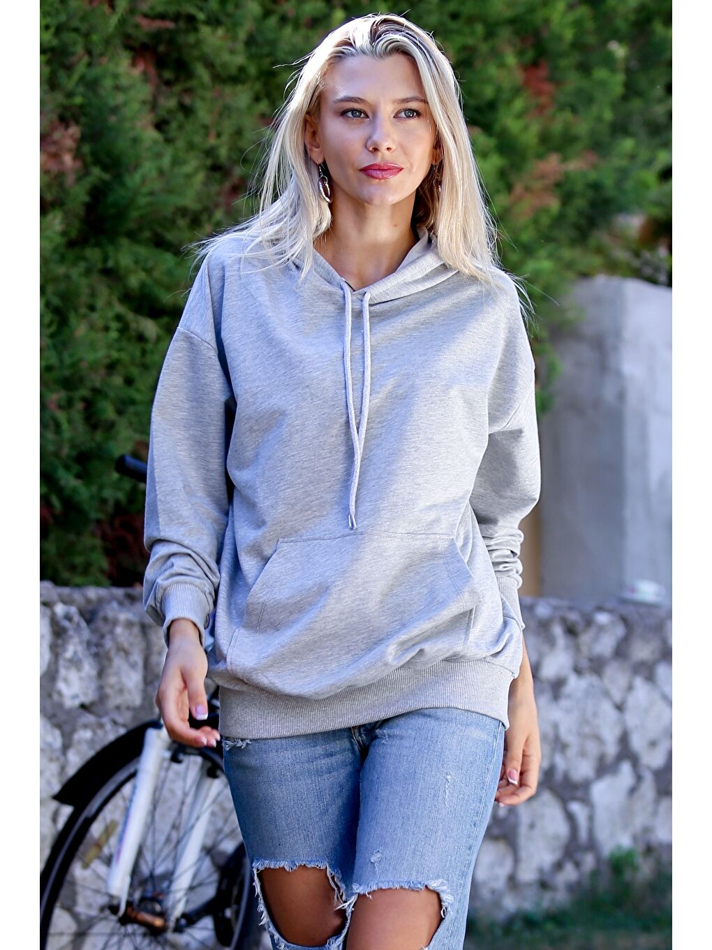 Gri Kapüşonlu Uzun Kol Cepli Örme Casual Sweatshirt-2