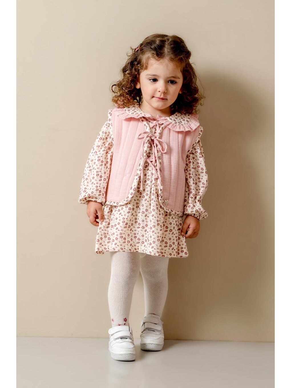 Pembe Kız Çocuk Pamuklu Pudra Çiçek Desenli Elbise Ve Yelek Takım