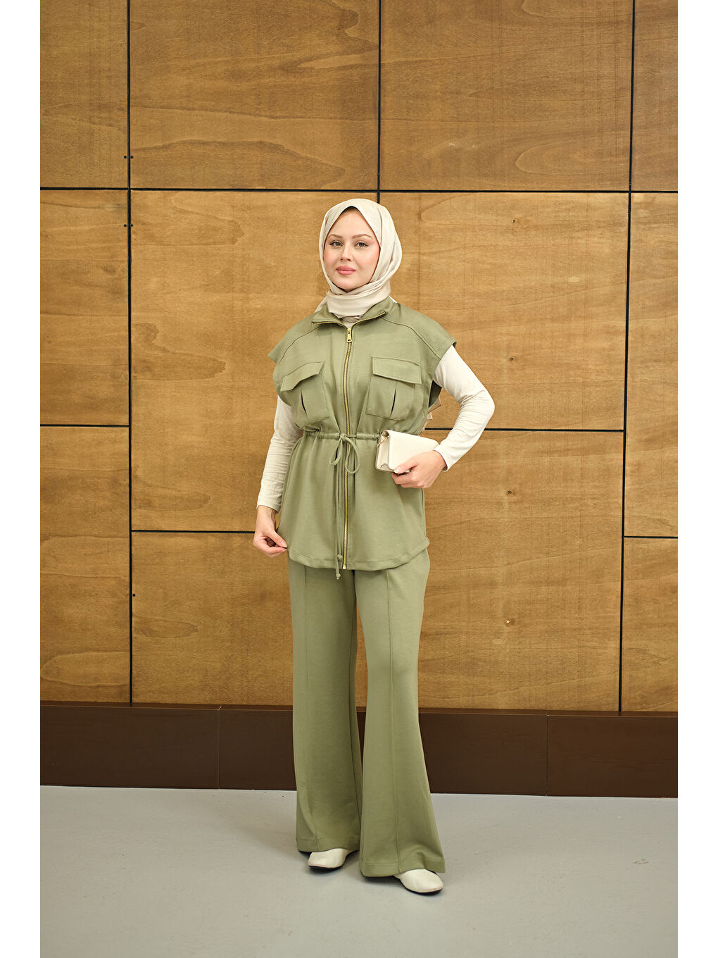 Kadın Beli Ayarlanabilir Gold Fermuar Detay Yelekli Takım Açık Yeşil-1