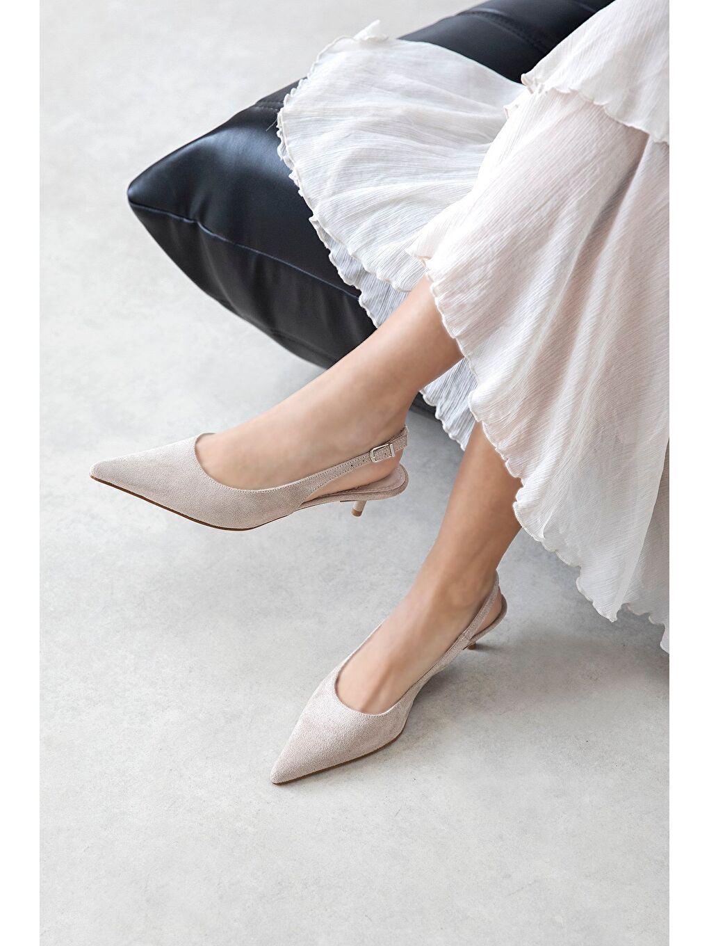 Cuesta  Kadın Topuklu Süet  Ayakkabı Bej-1