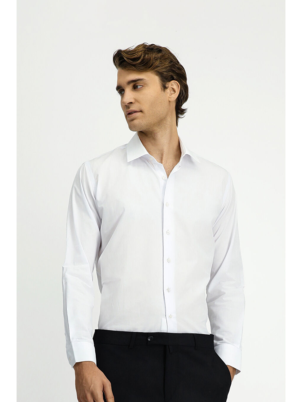 Beyaz Uzun Kol Slim Fit Dar Kesim Easy Care Gömlek-3