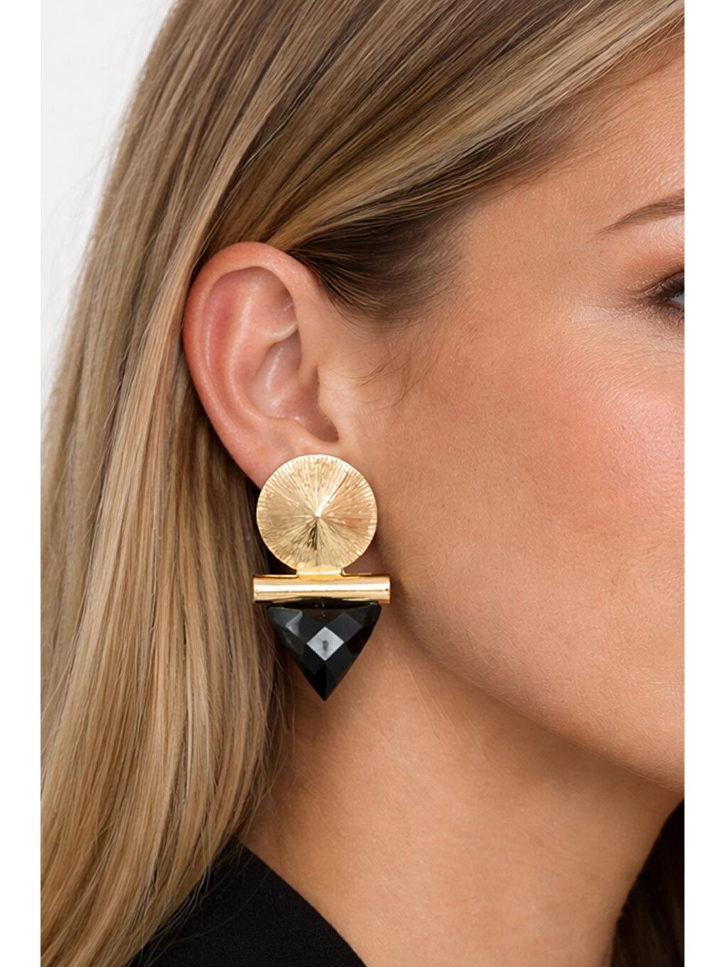 Sarı Gold Detaylı Siyah Taşlı Geometrik Küpe-1