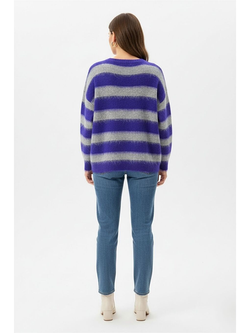 Ekstra Oversize Düşük Kollu Gri- Mor Tüylü Triko Kaz-2
