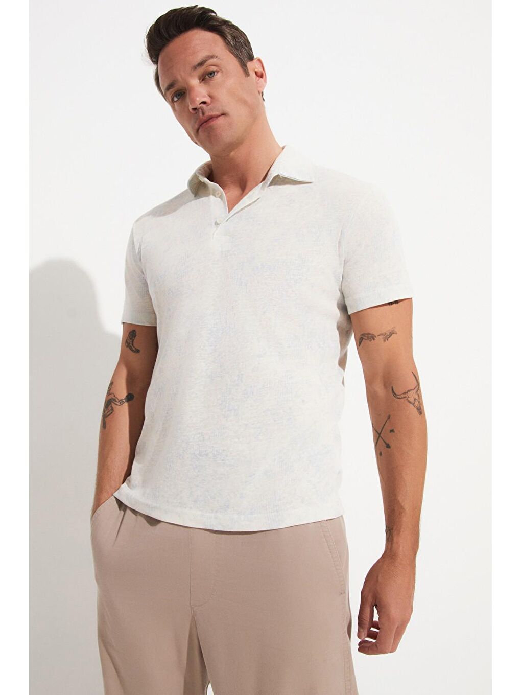 Mavi Erkek Regular Fit %100 Pamuk Desenli Yakalı T-Shirt-1