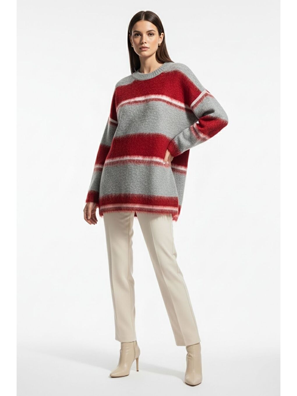 Oversize Yumuşak Doklu Gri Kırmızı Çizgili Triko Ka