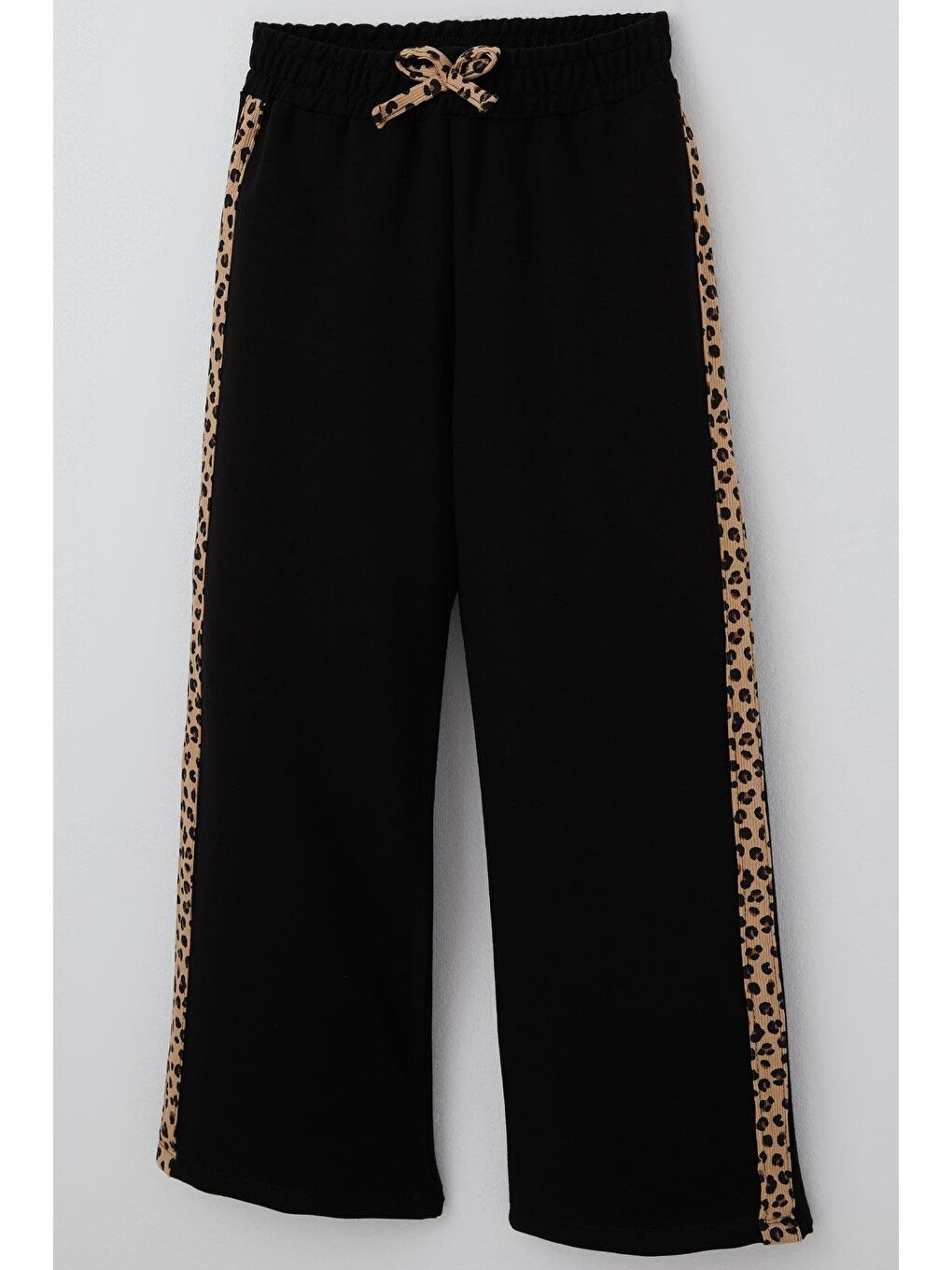 Ekru Kız Çocuk Eşofman Takımı Leopar Fiyonk Aksesuarlı Krem (5-9 Yaş)-7