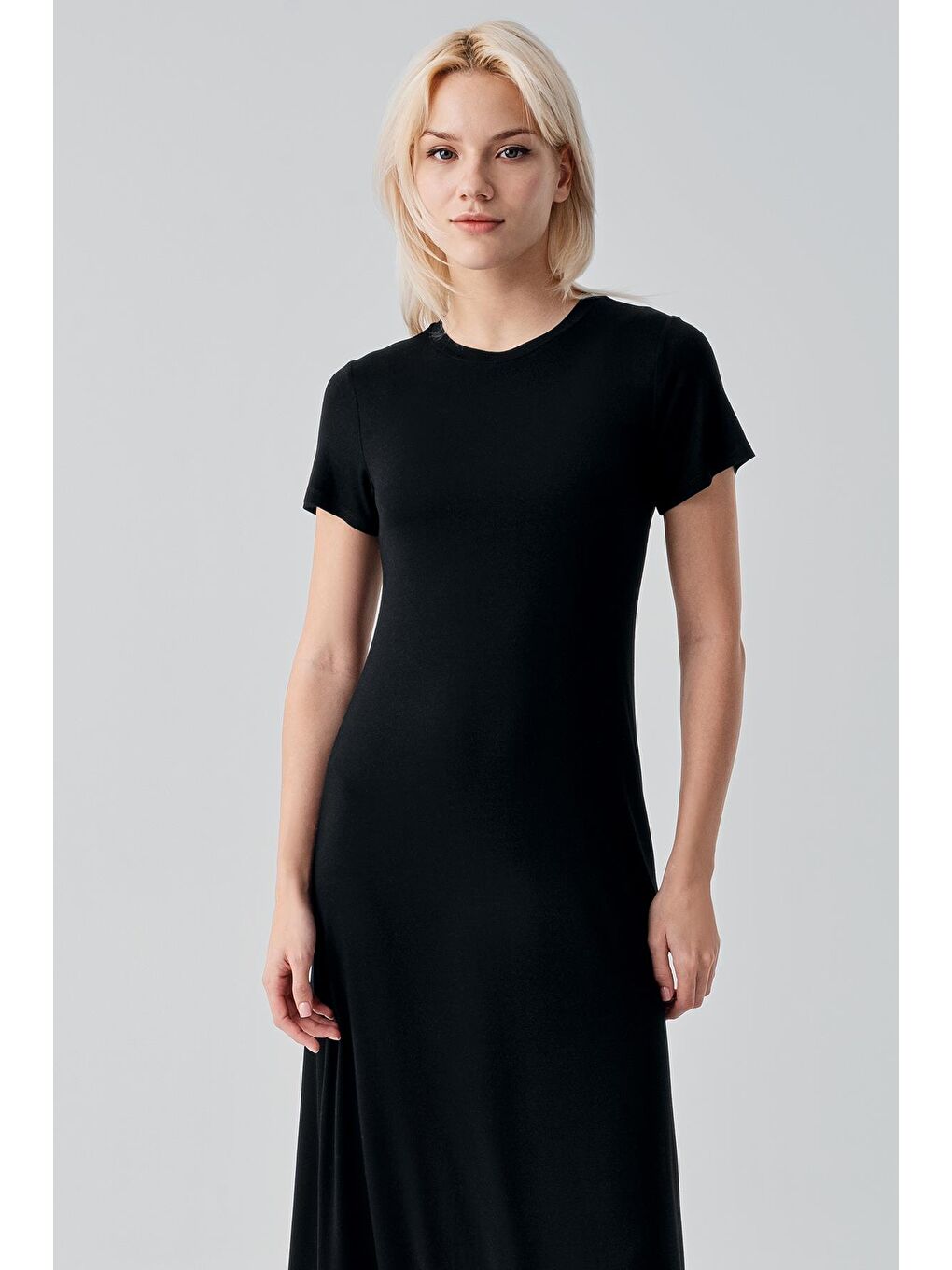 Siyah Kısa Kollu Uzun Basic Rahat Günlük Elastanlı Esnek Viskoz Soft Elbise 19110-3