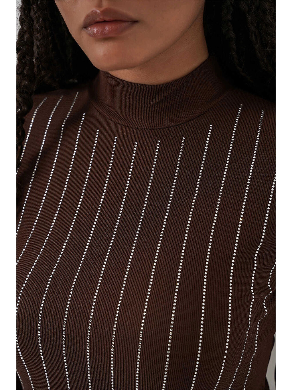 Kadın Kahverengi Yarım Balıkçı Önü Taşlı Body HZL25W-BD19221-4