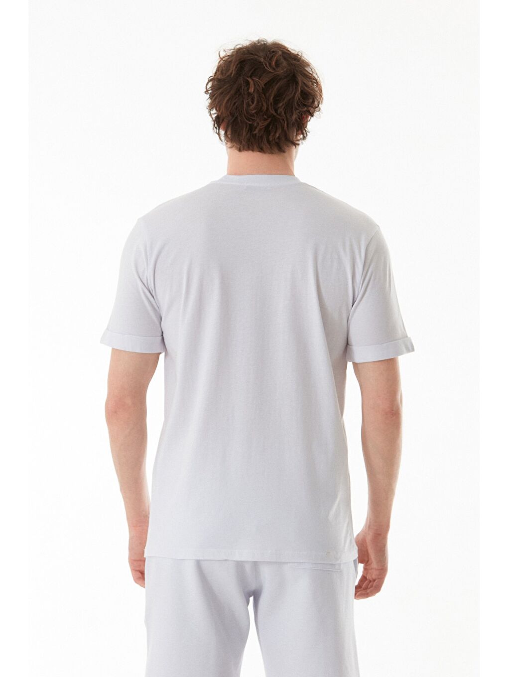 Beyaz Dijital Baskı Bisiklet Yaka Tişört-3