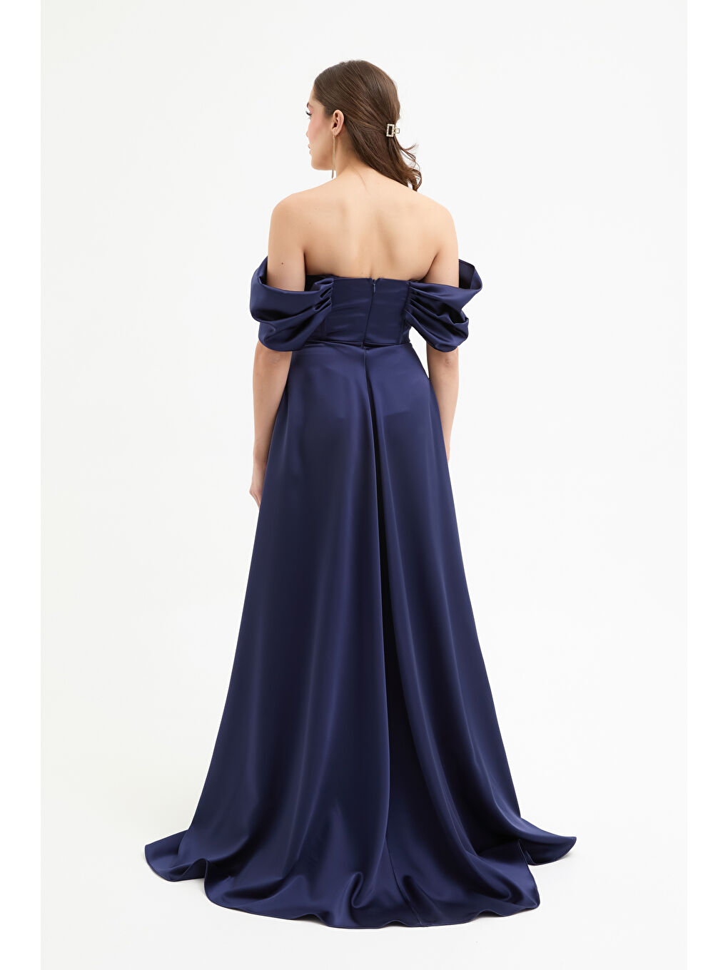 Kadın Lacivert Kayık Yaka Volanlı Uzun Saten Abiye Elbise-4