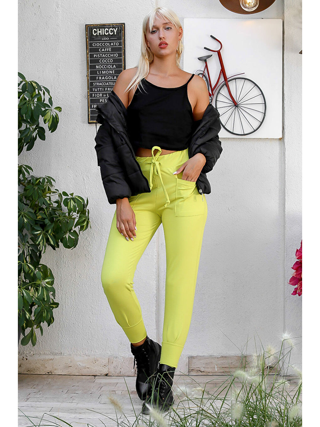 Kadın Açık Yeşil Bağlamalı Çift Cepli Standart Dar Paça Casual Pamuk Örme Pantolon-4