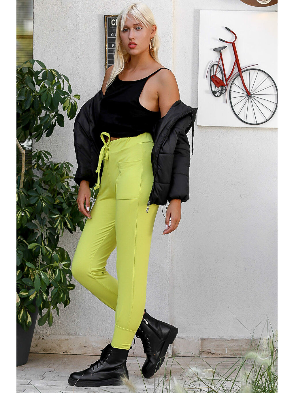 Kadın Açık Yeşil Bağlamalı Çift Cepli Standart Dar Paça Casual Pamuk Örme Pantolon-6