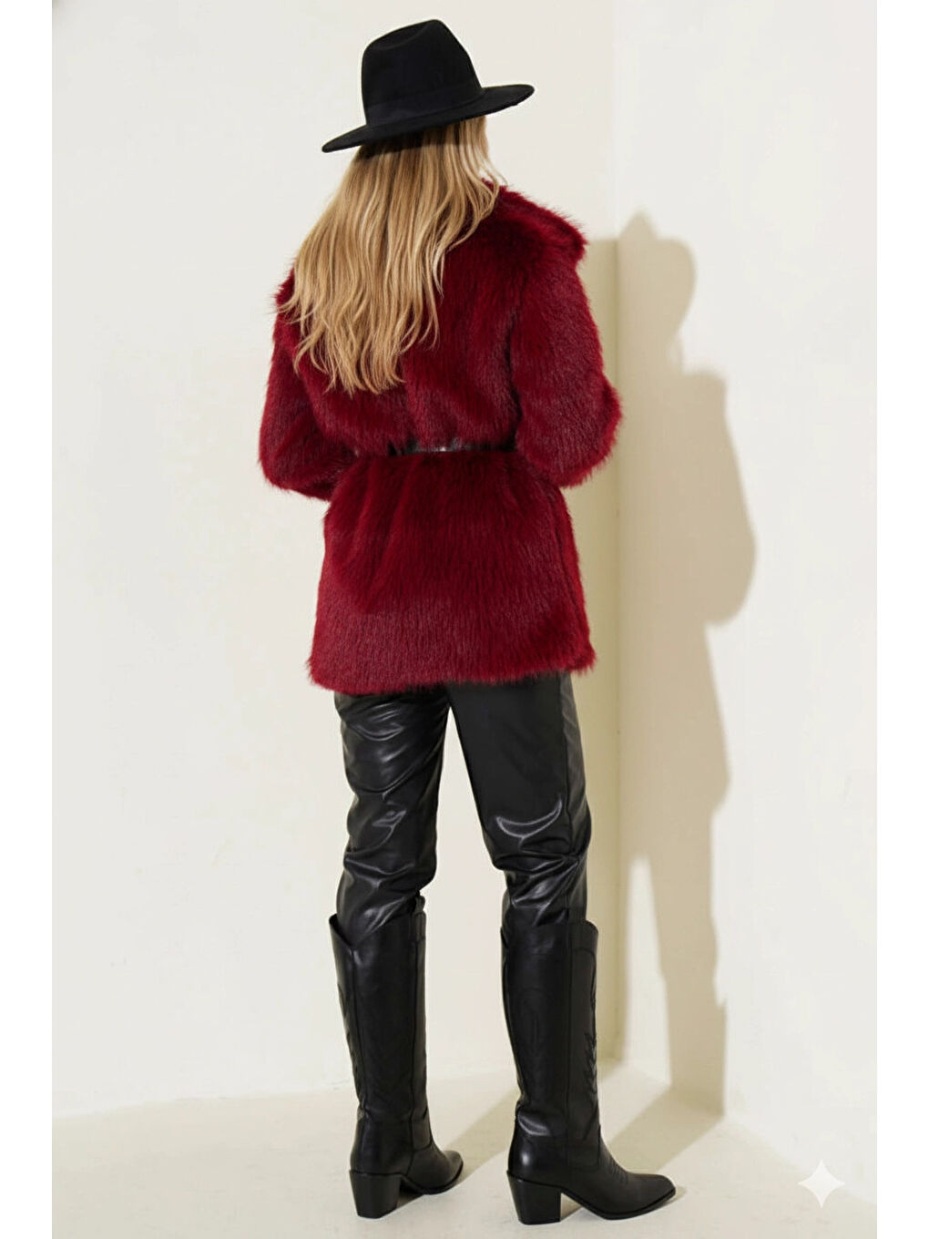 Kadın Bordo Kemer Detaylı Astarlı Pelüş Kürk Mont HZL25W-BD191561-2