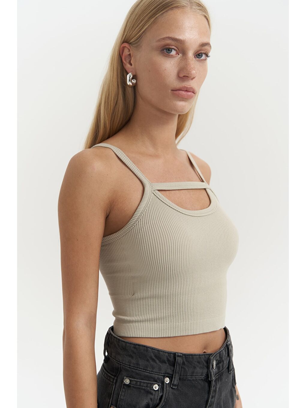 Mai Collection Noam Soft Haki Ön Detay Fitilli Crop - 2