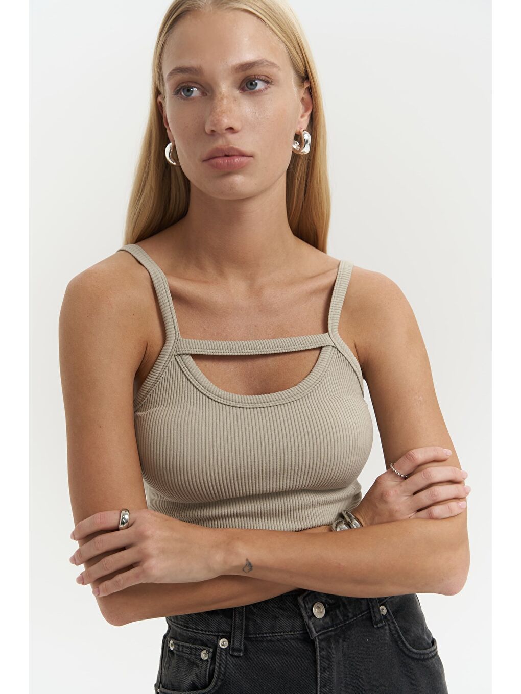 Mai Collection Noam Soft Haki Ön Detay Fitilli Crop - 5