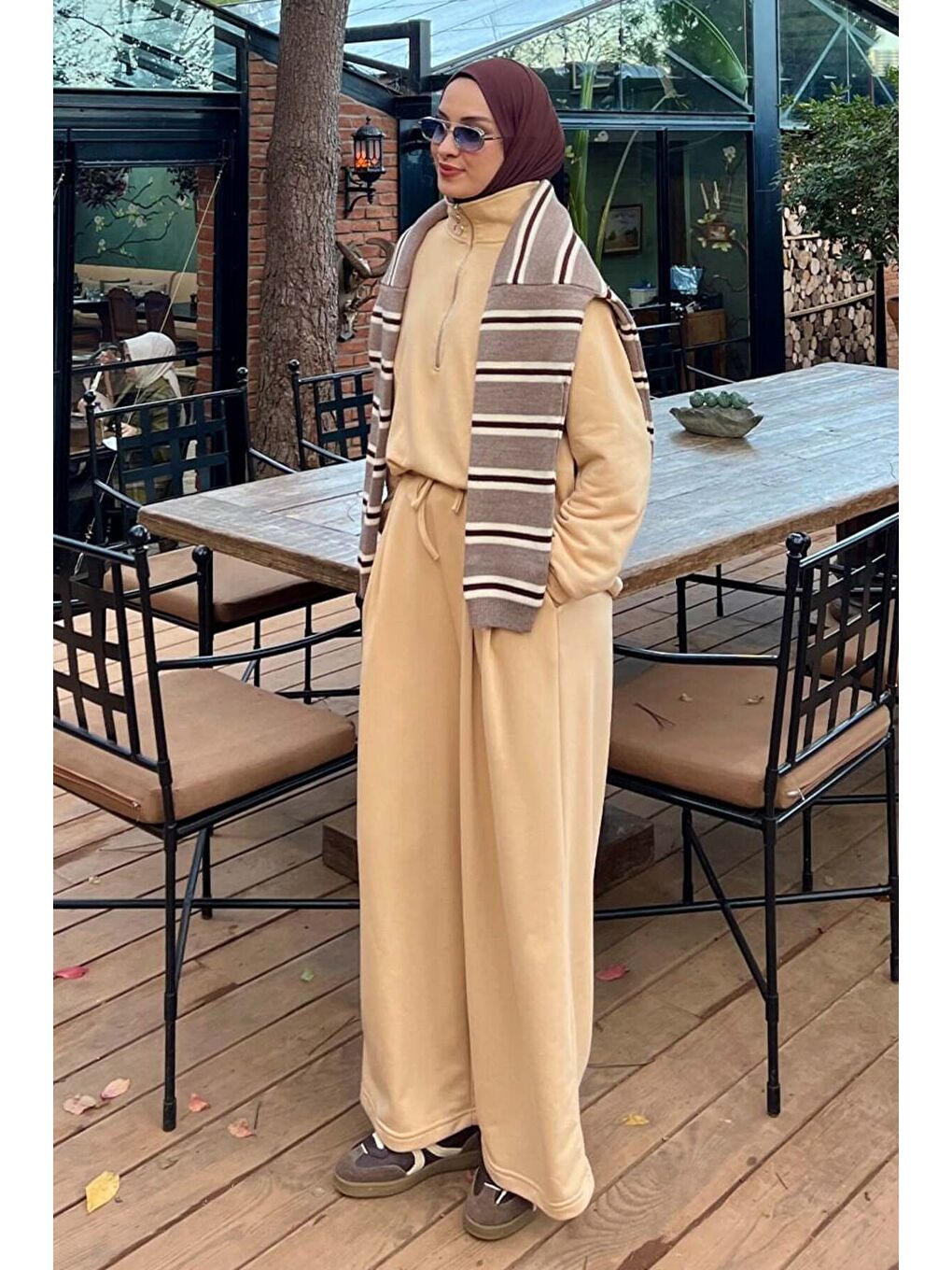 Bej 3 İplik Yarım Fermuarlı Eşofman Takım-1