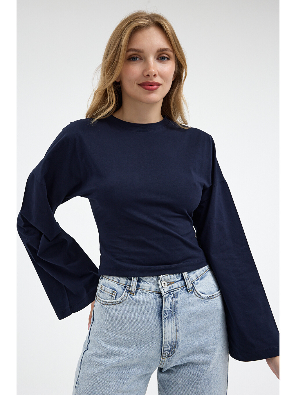 Kadın Basic Geniş Kol Lacivert Crop Bluz-5
