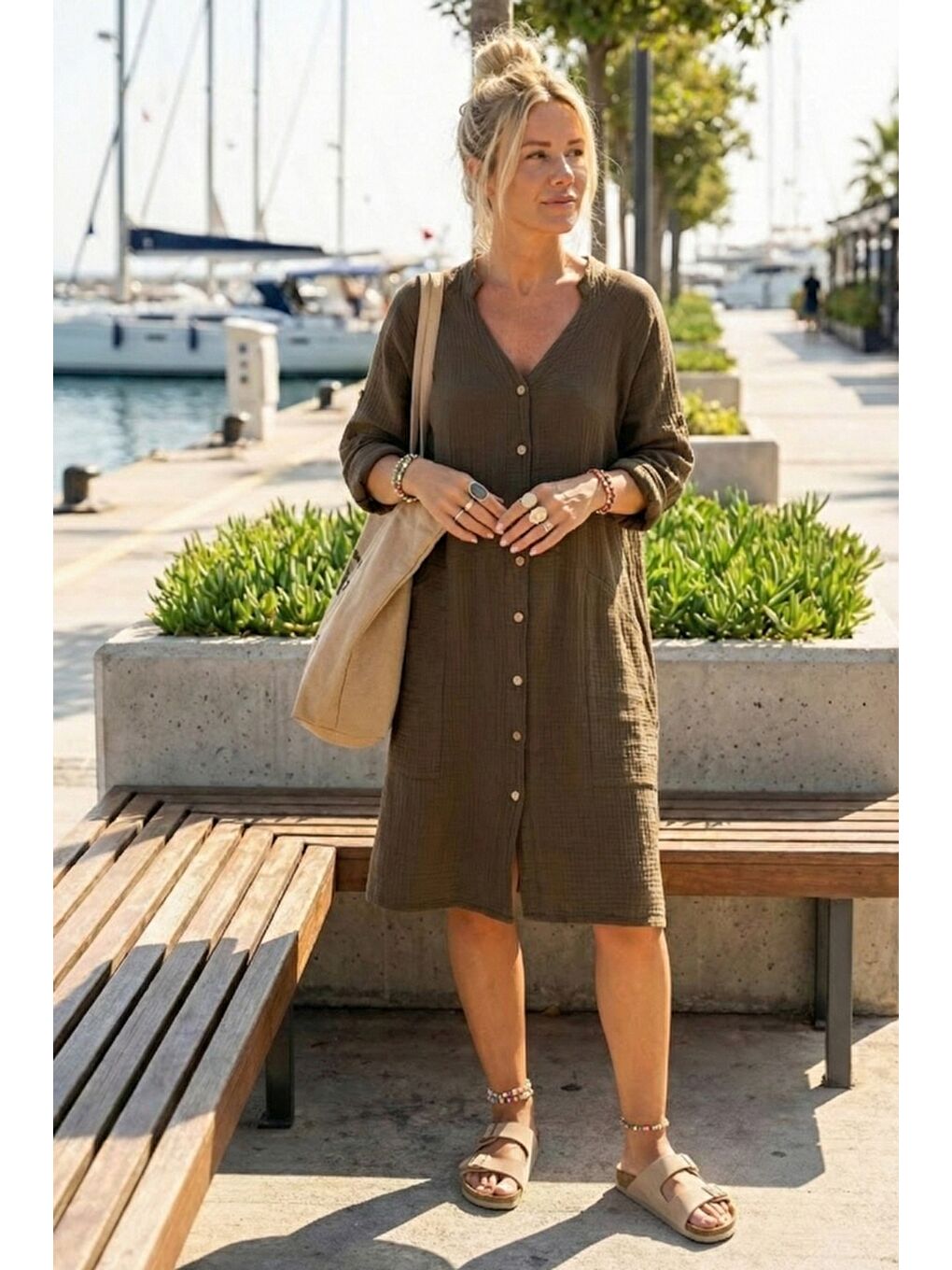 Kahverengi Hakim Yaka Düğmeli 3/4 Kol Kanguru Cepli Casual Müslin Salaş Dokuma Elbise 102 67-2