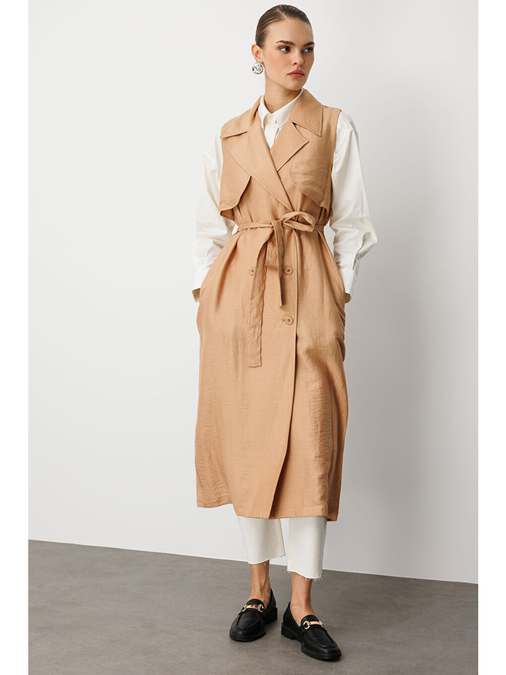 Bej Keten Karışımlı Camel Uzun Trençkot Yelek