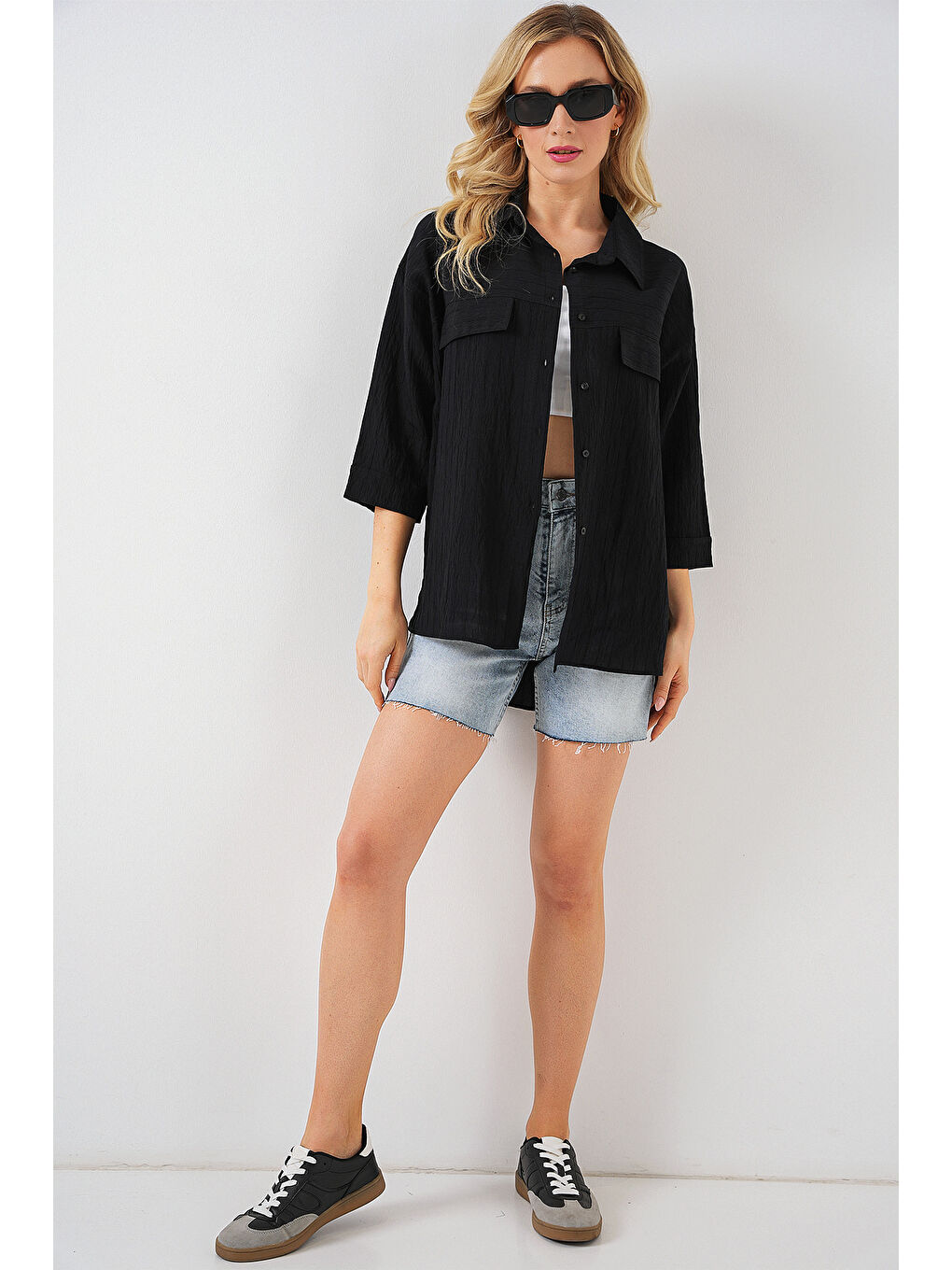 Kadın Cep Detaylı Kısa Kol Gömlek 20317 - Siyah-1