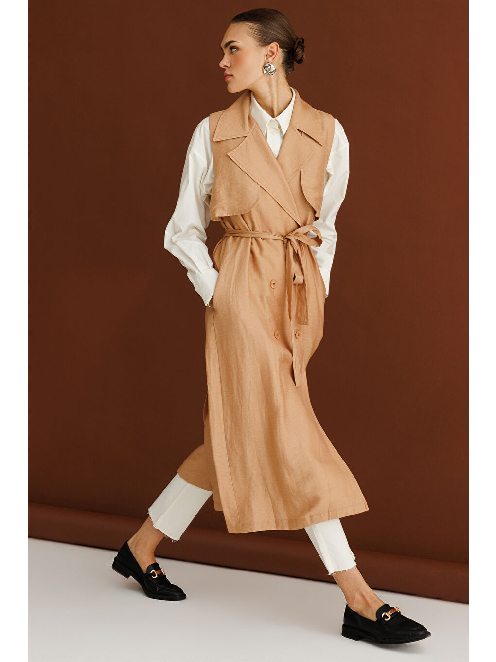 Bej Keten Karışımlı Camel Uzun Trençkot Yelek-1