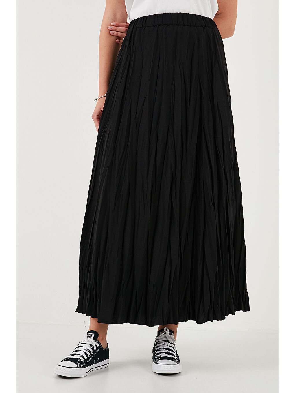 Siyah Modest Pamuk Karışımlı Regular Fit Kırışık Görünümlü Uzun Kadın Tesettür Etek 6698042-3