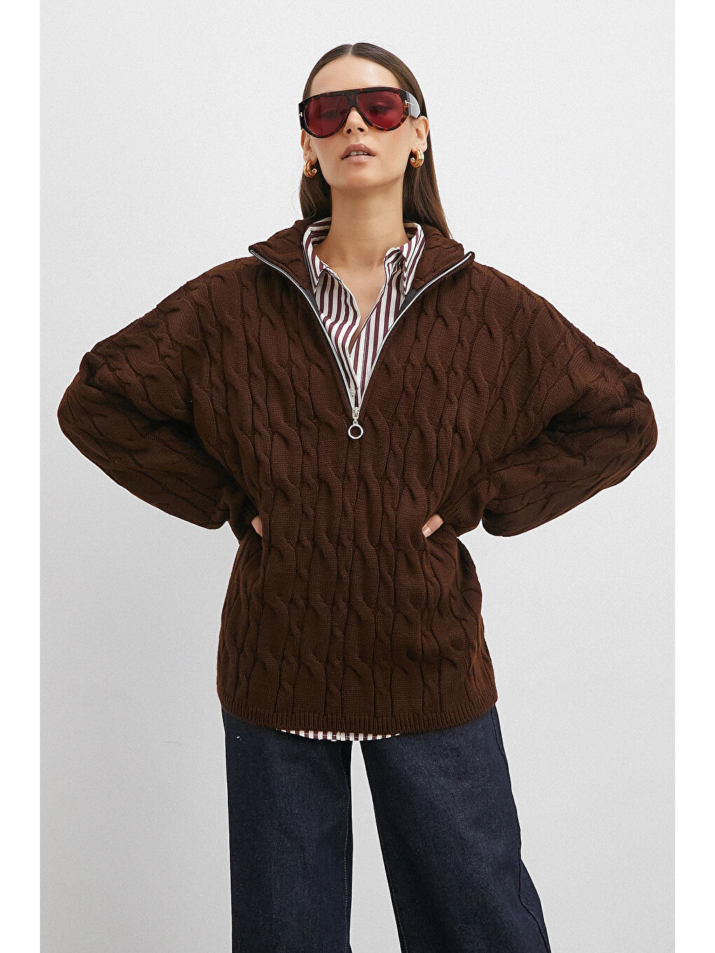 Karışık Saç Örgülü Yarım Fermuarlı Kazak Kahve-2