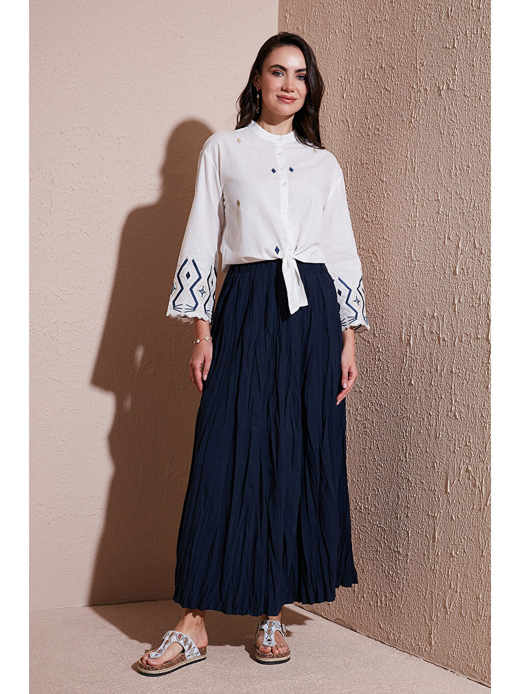 Lacivert Modest Pamuk Karışımlı Regular Fit Kırışık Görünümlü Uzun Kadın Tesettür Etek 6698042