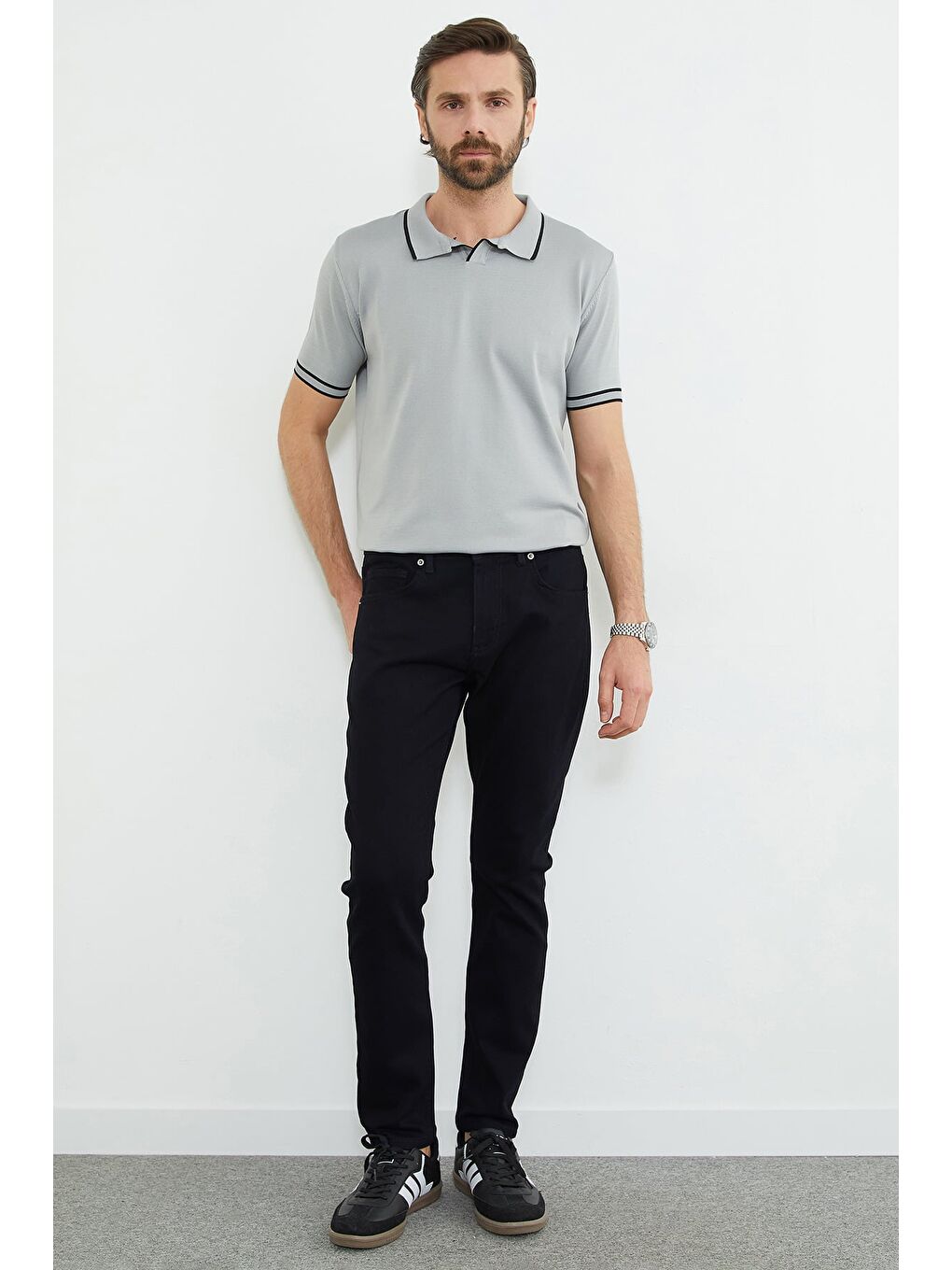 Mavi Düğmeli Fermuarlı Regular Fit Jean-1
