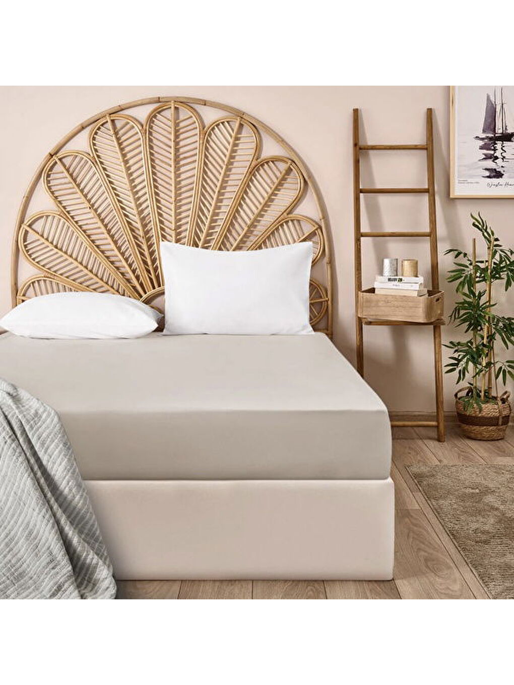 Soft Basic Çift Kişilik Düz Kenar Çarşaf - Bej - 240x260 cm