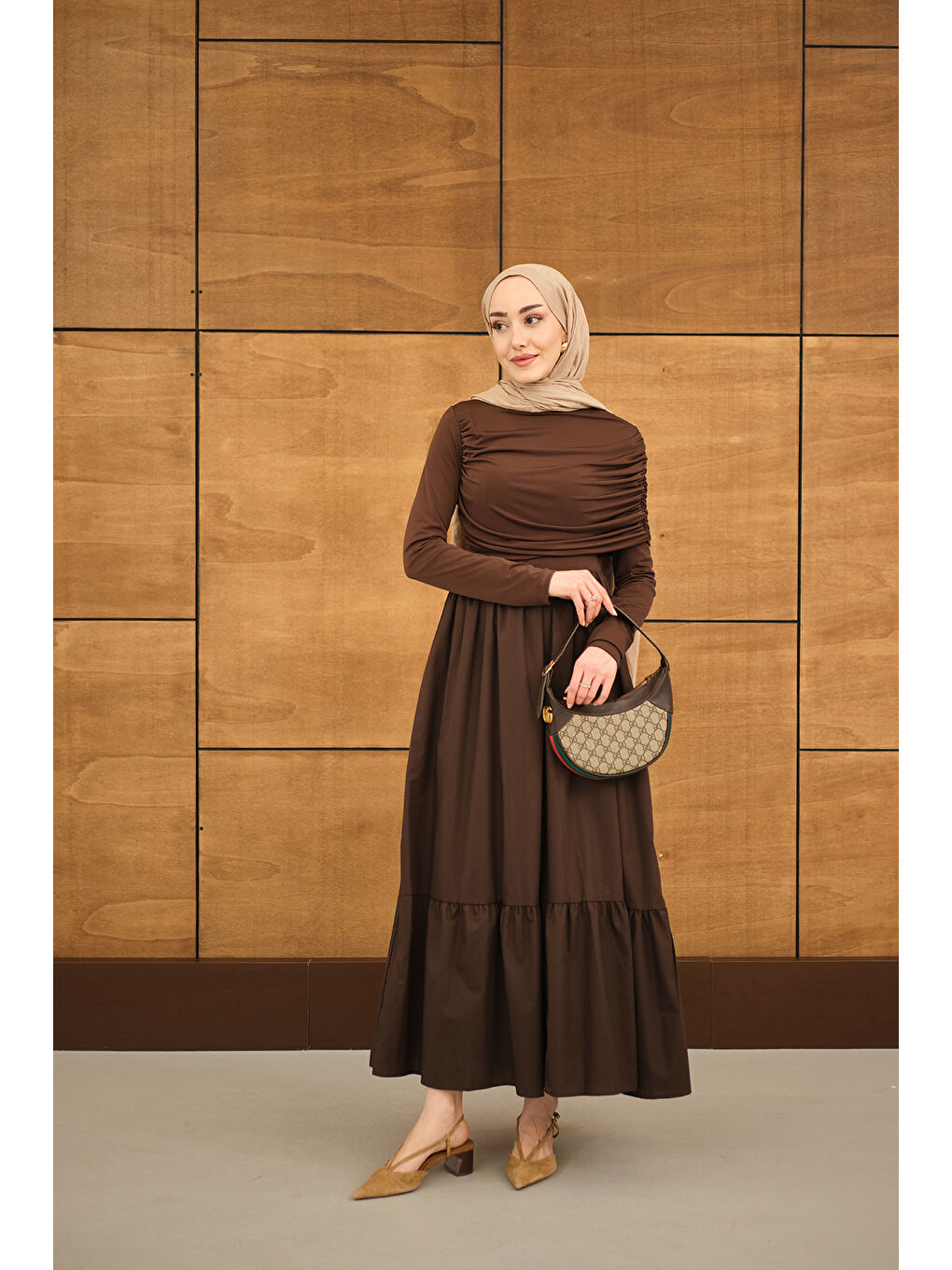 Kadın Büzgü Detaylı Sandy Poplin Elbise Kahverengi-2