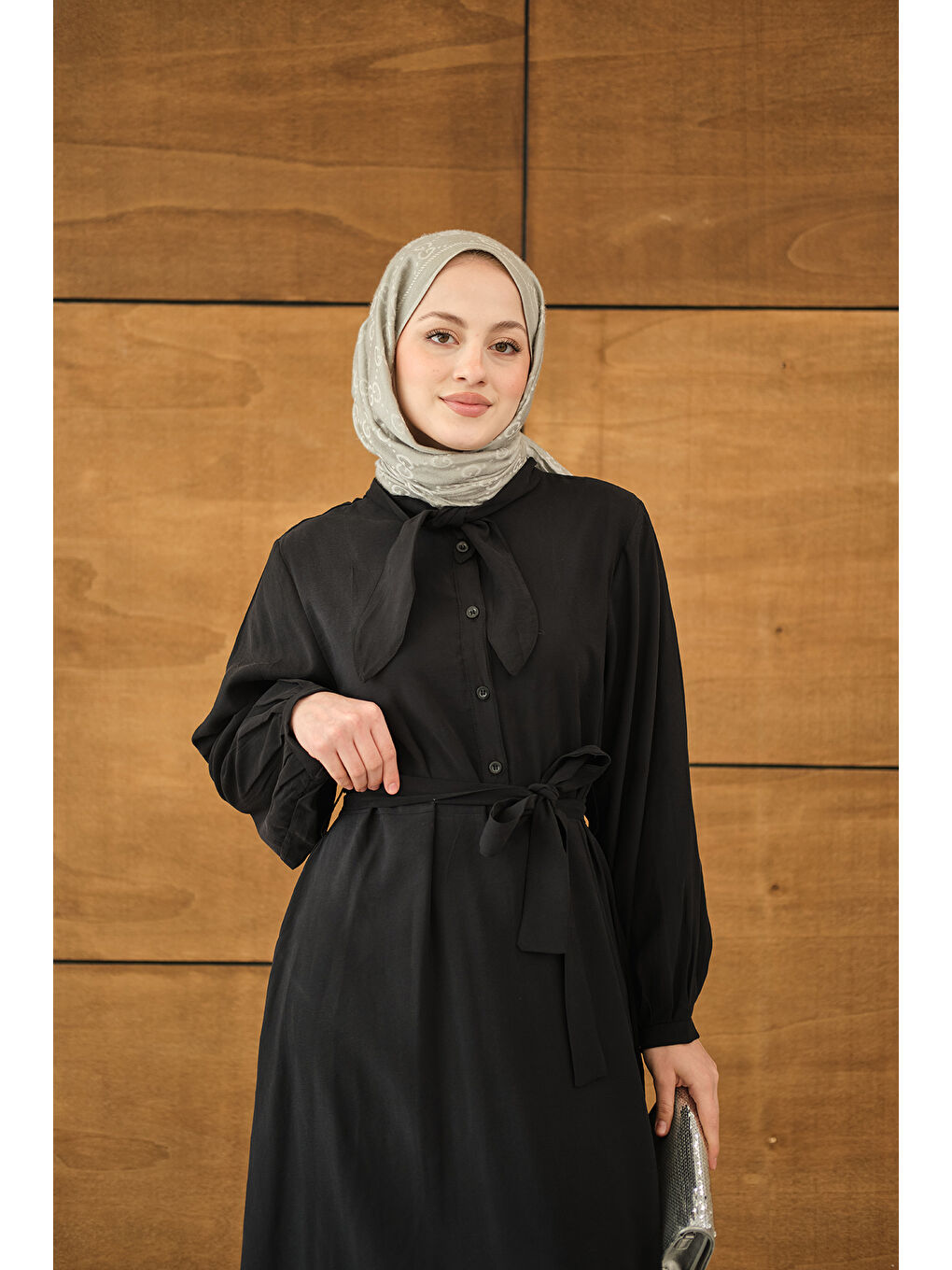 Kadın Fular Yaka Detaylı Nervürlü Modal Elbise Siyah-1