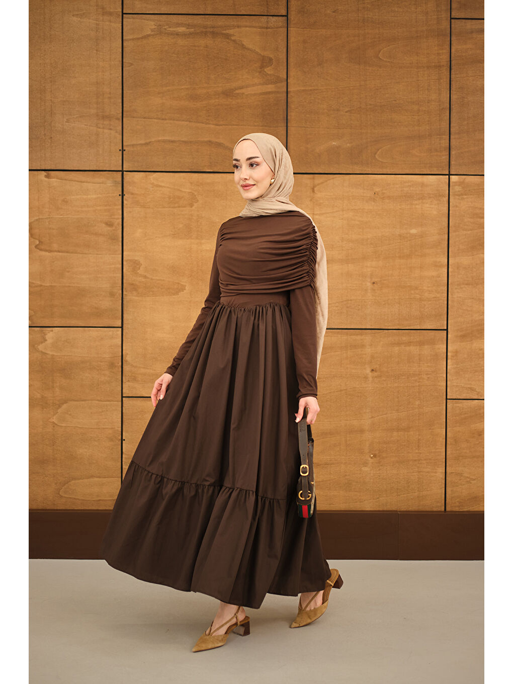 Kadın Büzgü Detaylı Sandy Poplin Elbise Kahverengi-3