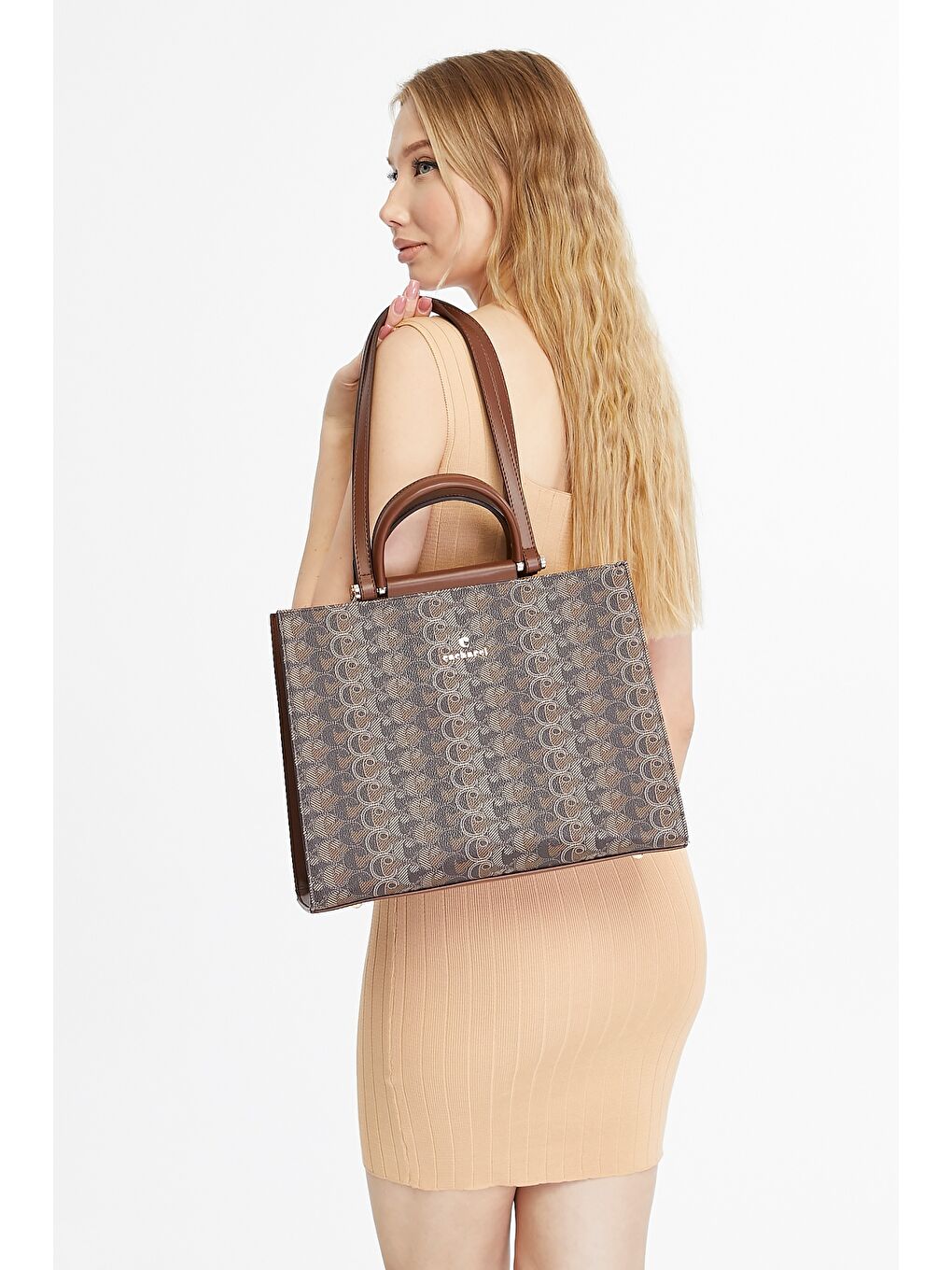 Kahverengi Kadın el ve Askılı Çanta-3