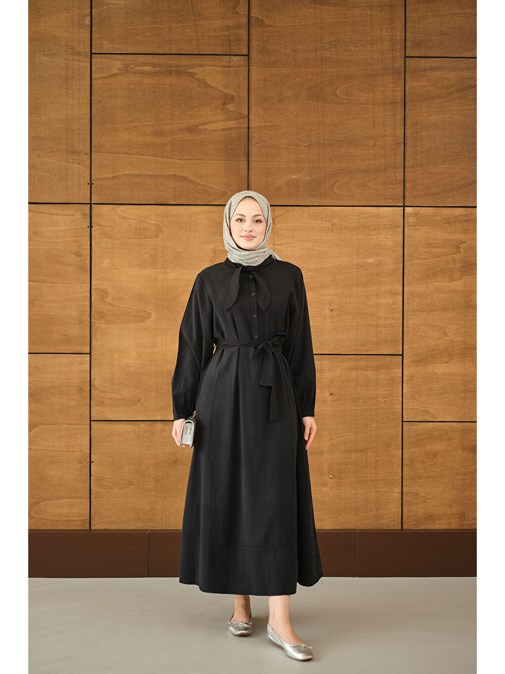 Kadın Fular Yaka Detaylı Nervürlü Modal Elbise Siyah-4