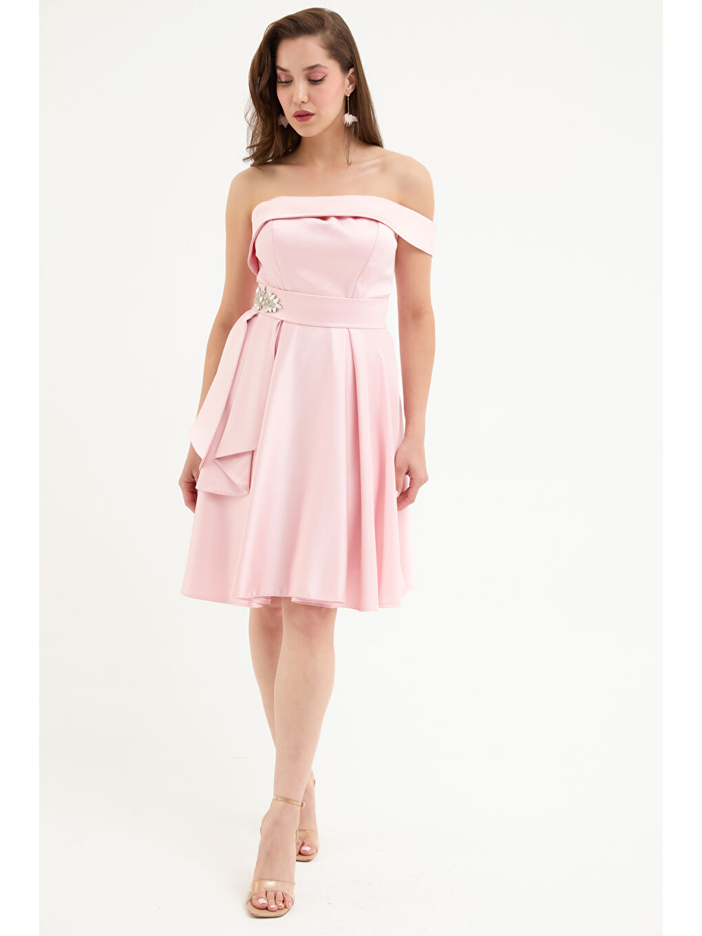 Pembe Kadın Pudra Taş Aksesuarlı Saten Mini Mezuniyet Abiye Elbise-2