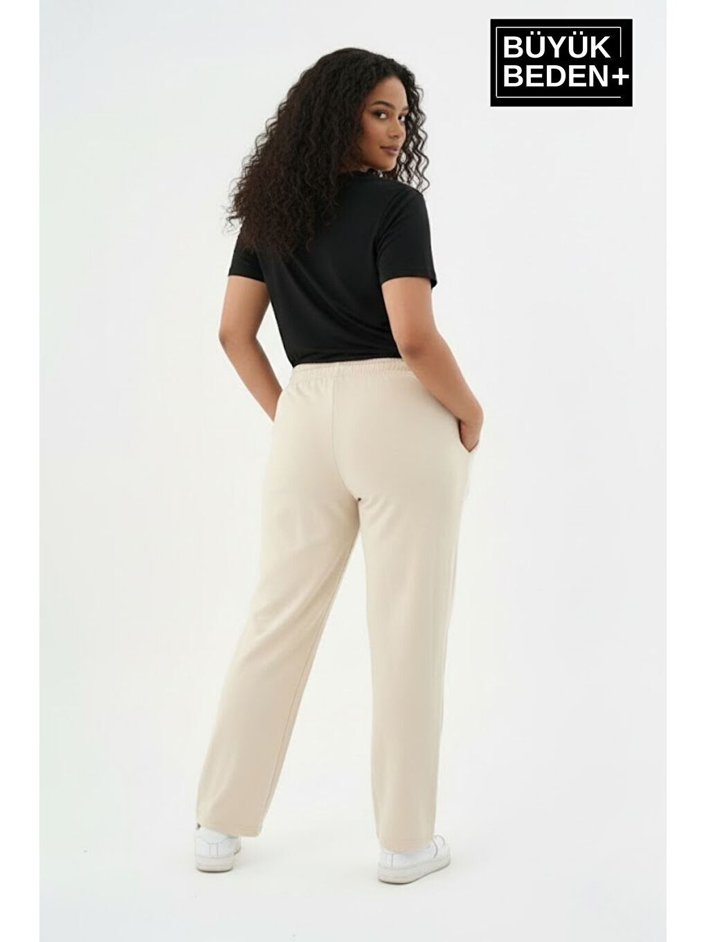 Bej Kadın Büyük Beden N Logo Baskılı Rahat Kesim Lastikli Bel Paça Reçme Eşofman Altı SPR26EAK952-4-2