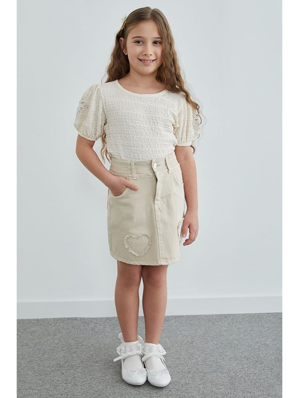 Bej Taşlı Kalp Nakışlı Kız Çocuk Jean Etek