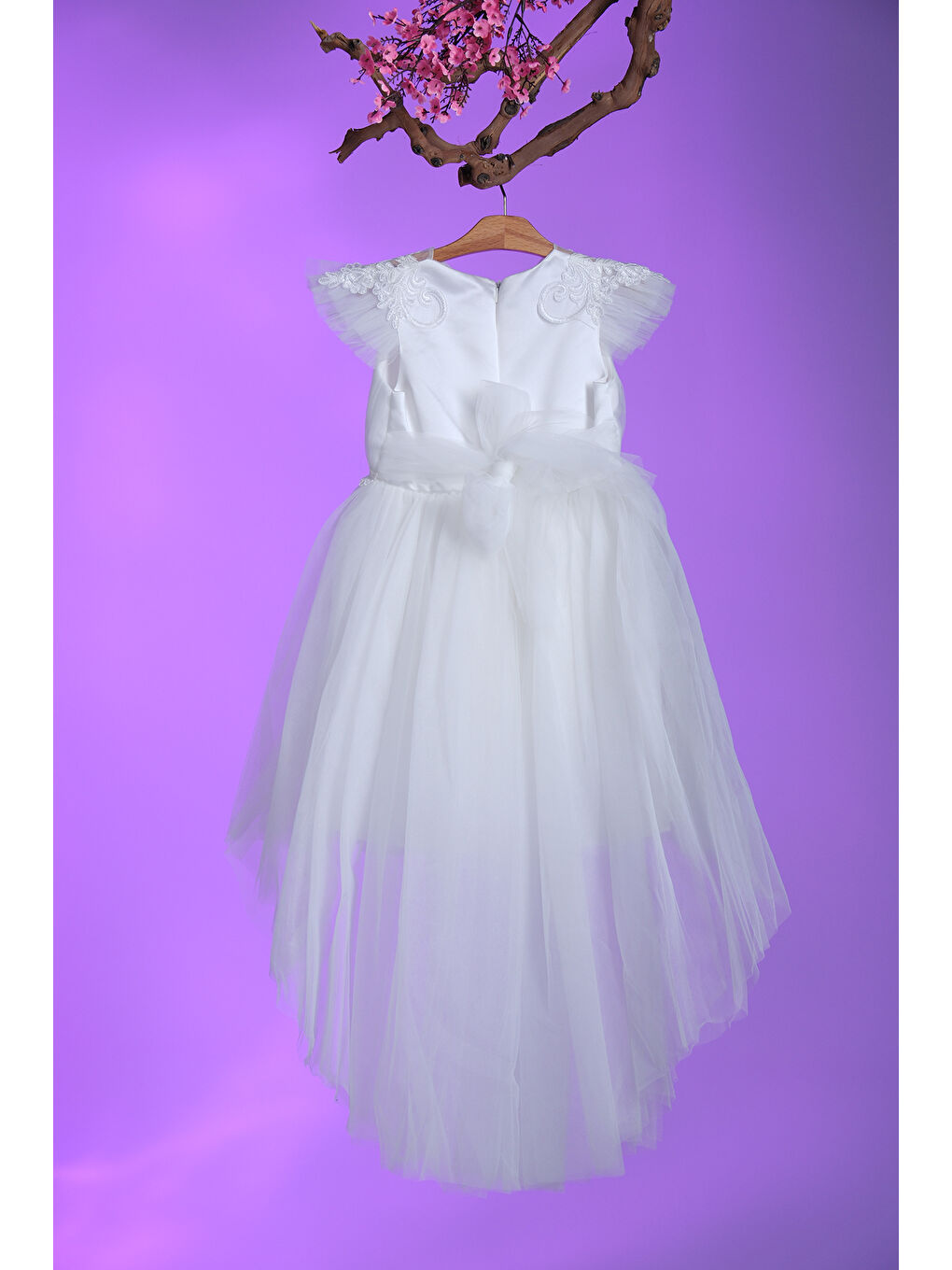 Beyaz Beli ve Omuzu İşleme Detaylı Kız Çocuk Abiye ABY.2287