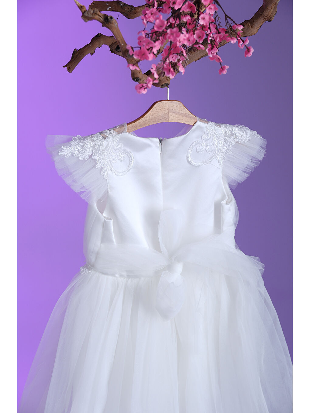 Beyaz Beli ve Omuzu İşleme Detaylı Kız Çocuk Abiye ABY.2287-1