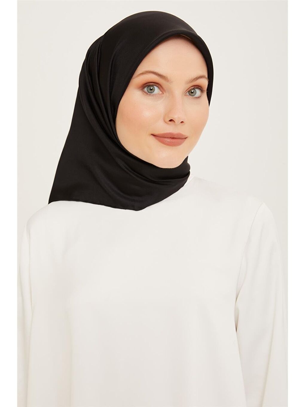 Siyah Twill Eşarp 22Ya0010 152 01